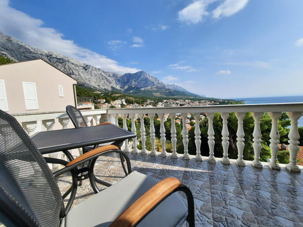 Apartman Saric K&M Baska Voda Bagian luar foto