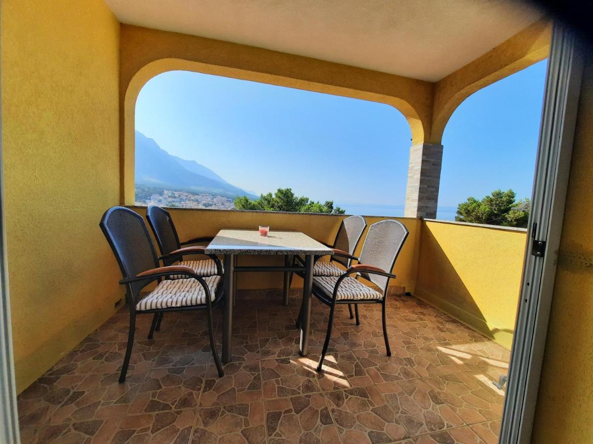 Apartman Saric K&M Baska Voda Bagian luar foto