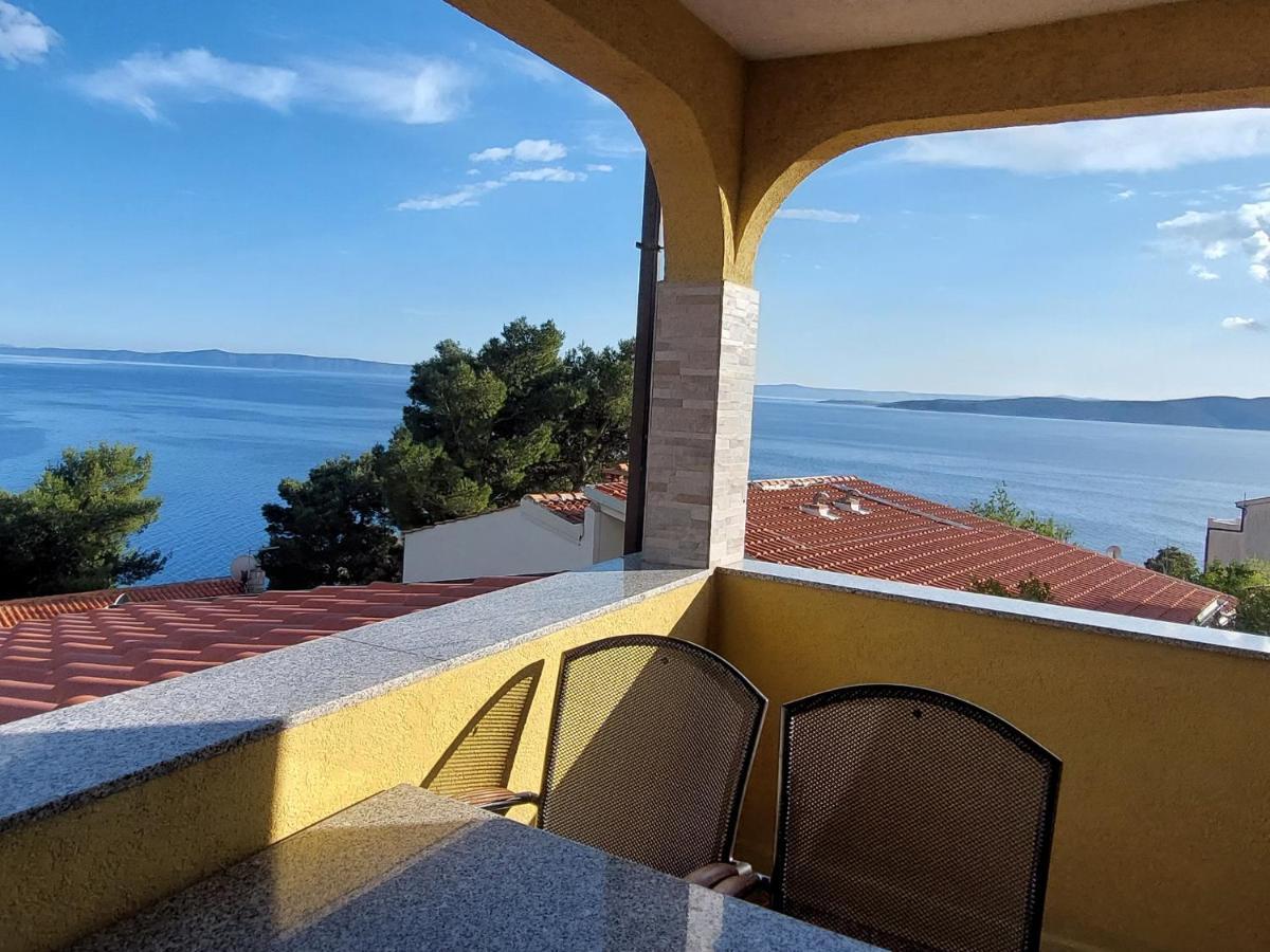 Apartman Saric K&M Baska Voda Bagian luar foto