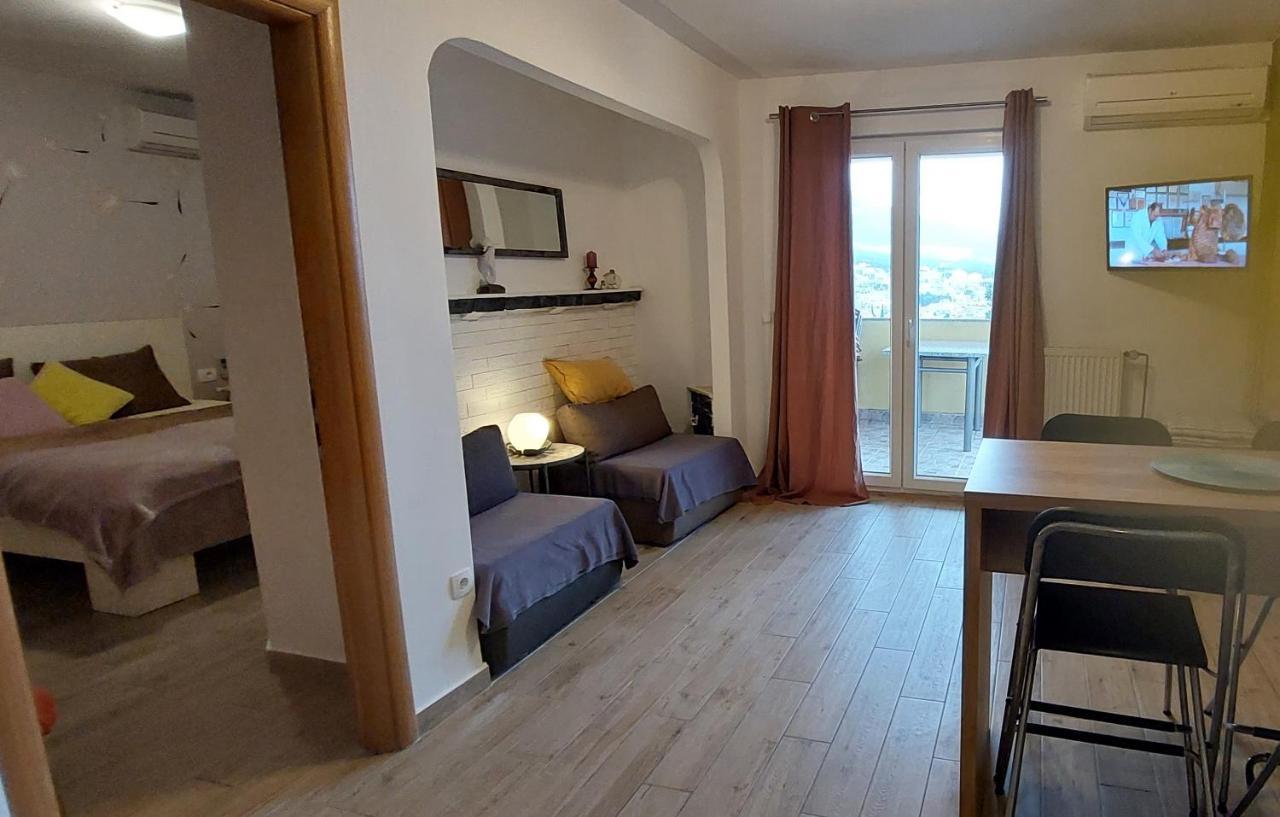 Apartman Saric K&M Apartment Baska Voda Bagian luar foto